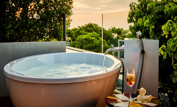 【ぷち旅NOW?】王室の保養地「ホアヒン」1泊2日＜10時間x2日間の車チャーター付き＞